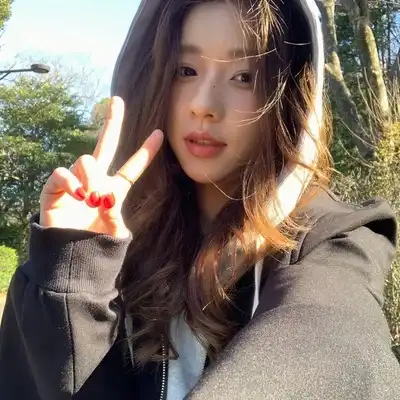 曾昊诗